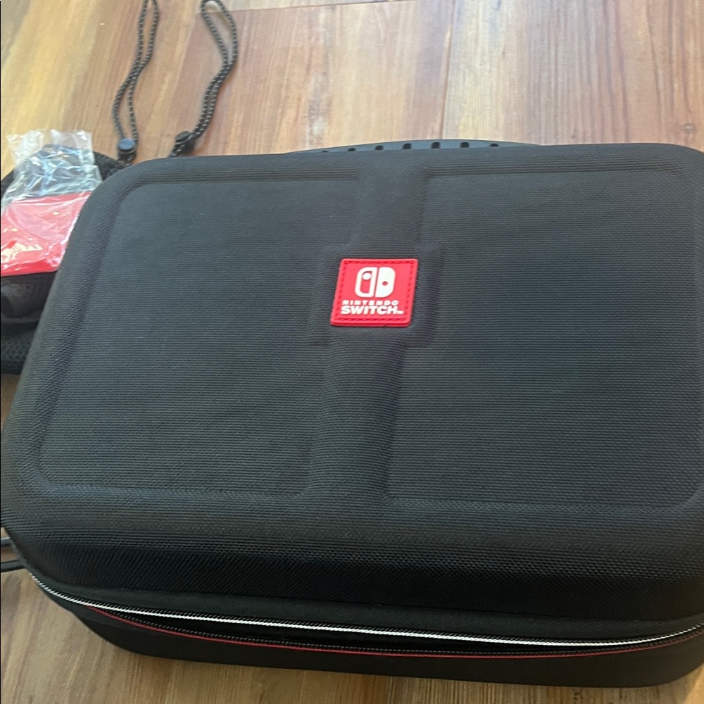 Nintendo Switch Accessory Bundle - Picture 9 of 14